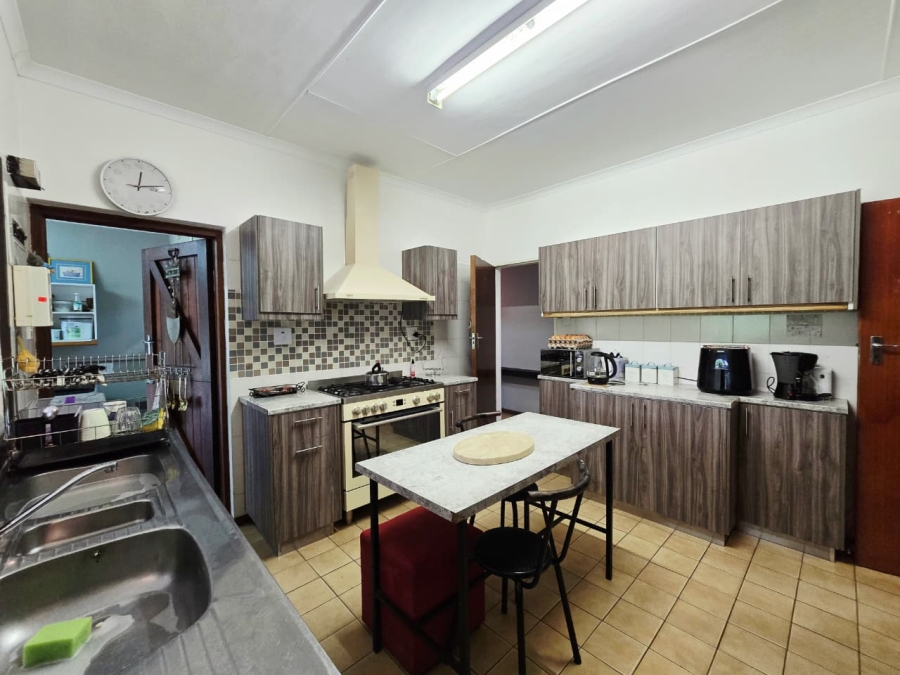 4 Bedroom Property for Sale in Blanco Western Cape